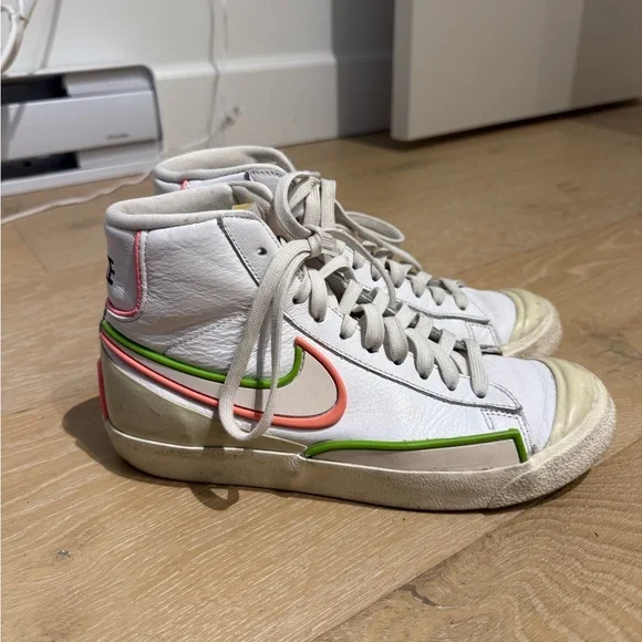 Nike Blazer Mid ‘77 Infinite White High-Top Sneakers, Pink and Electric Green - Picture 2 of 8